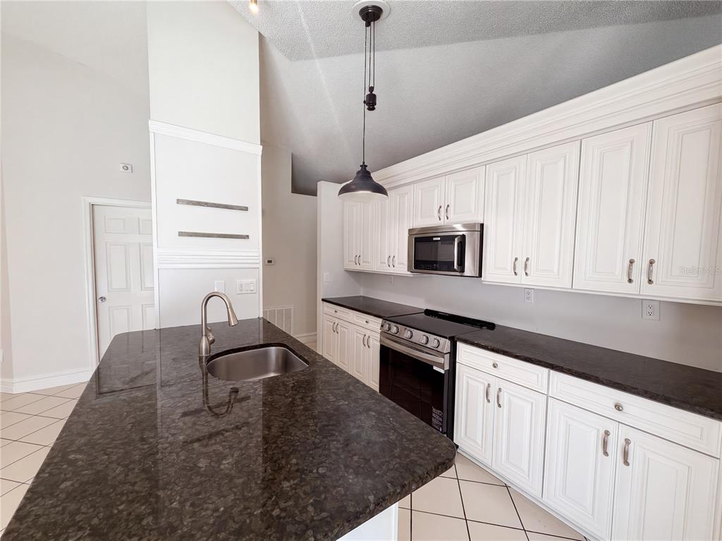 2007 DARLINGTON OAK DRIVE, SEFFNER, FL — photo 5 of 25