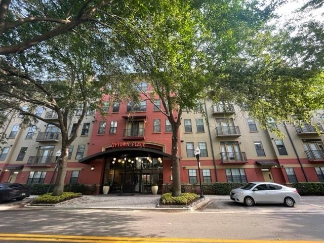 911 N ORANGE AVENUE UNIT 427