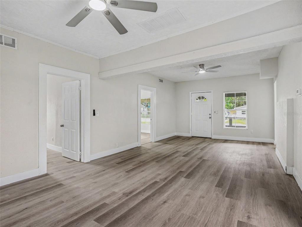 827 AVENUE O SW, WINTER HAVEN, FL — photo 5 of 24