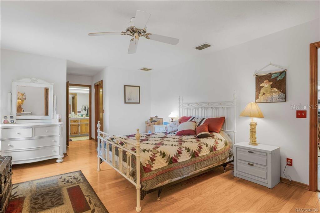 8156 SW 204TH COURT, DUNNELLON, FL — photo 4 of 30