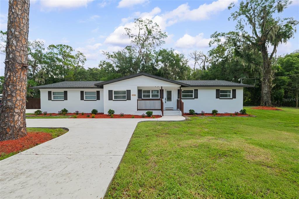 1725 WALKER ROAD, LAKELAND, FL — photo 3 of 30