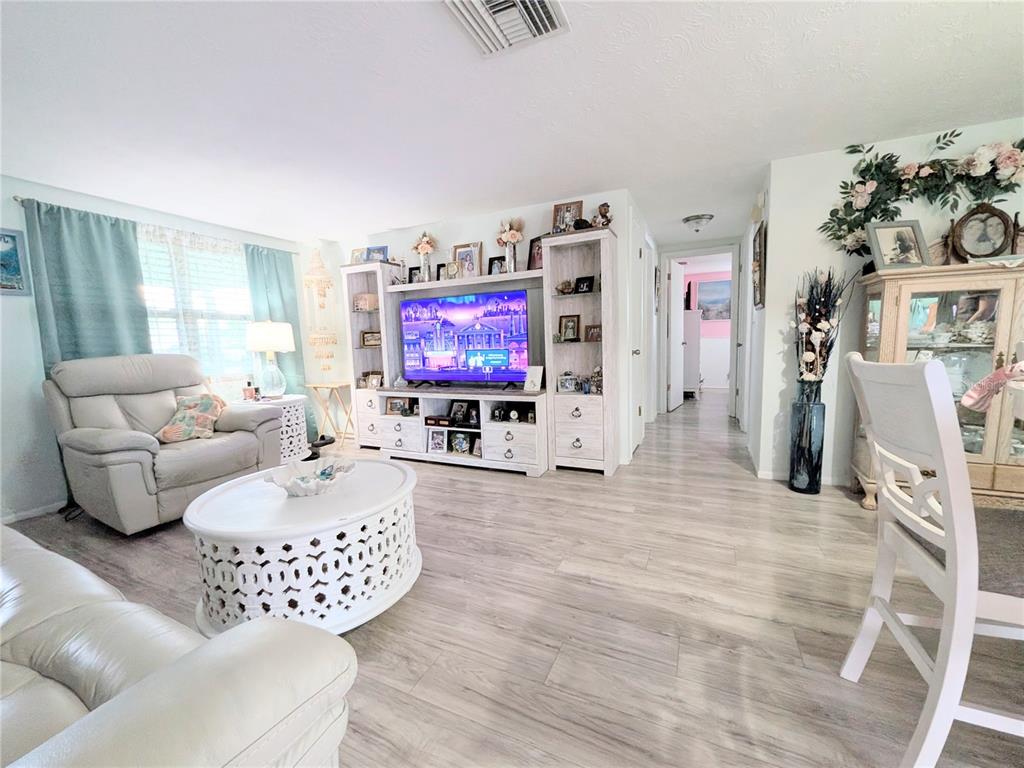 3748 REDWOOD DRIVE, HOLIDAY, FL — photo 4 of 10