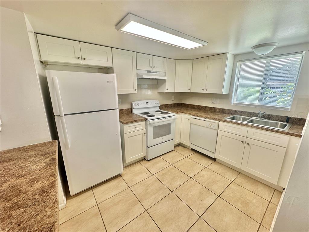 2549 S OAK AVENUE UNIT B, SANFORD, FL — photo 2 of 14