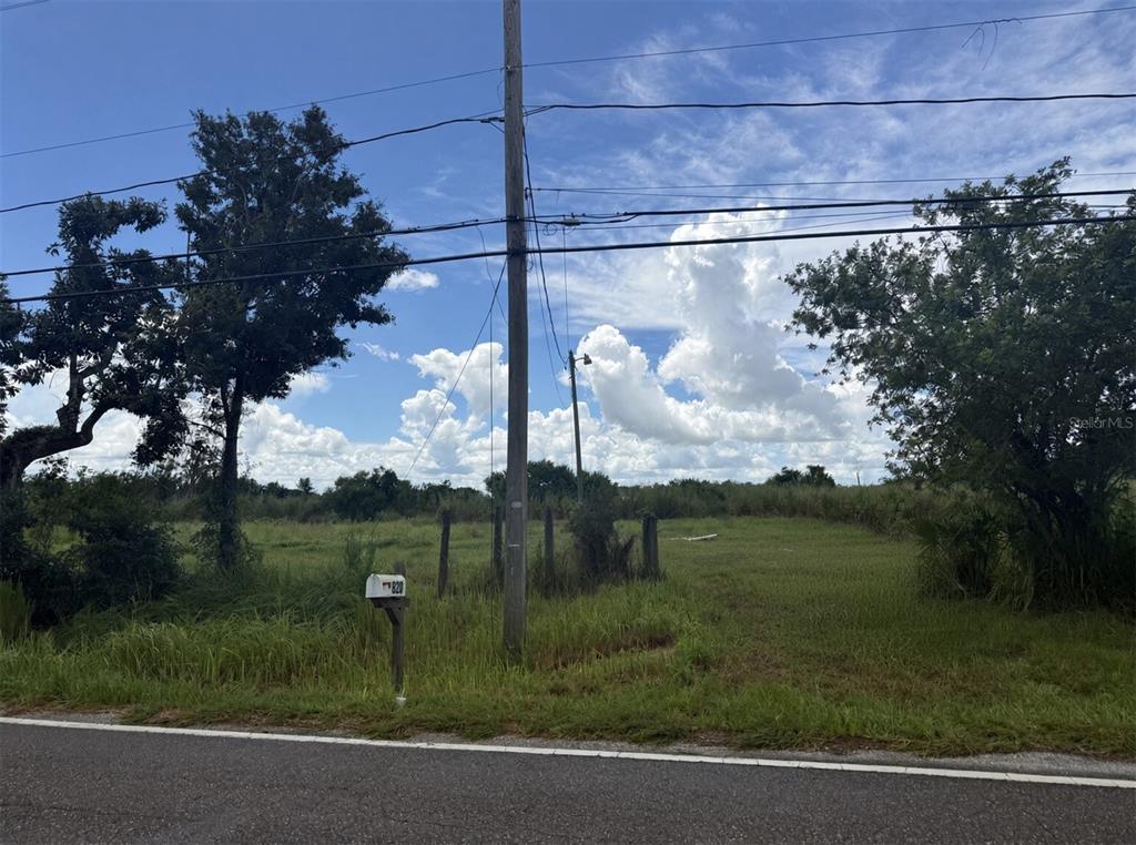 820 STEPHENS ROAD, RUSKIN, FL — photo 4 of 6