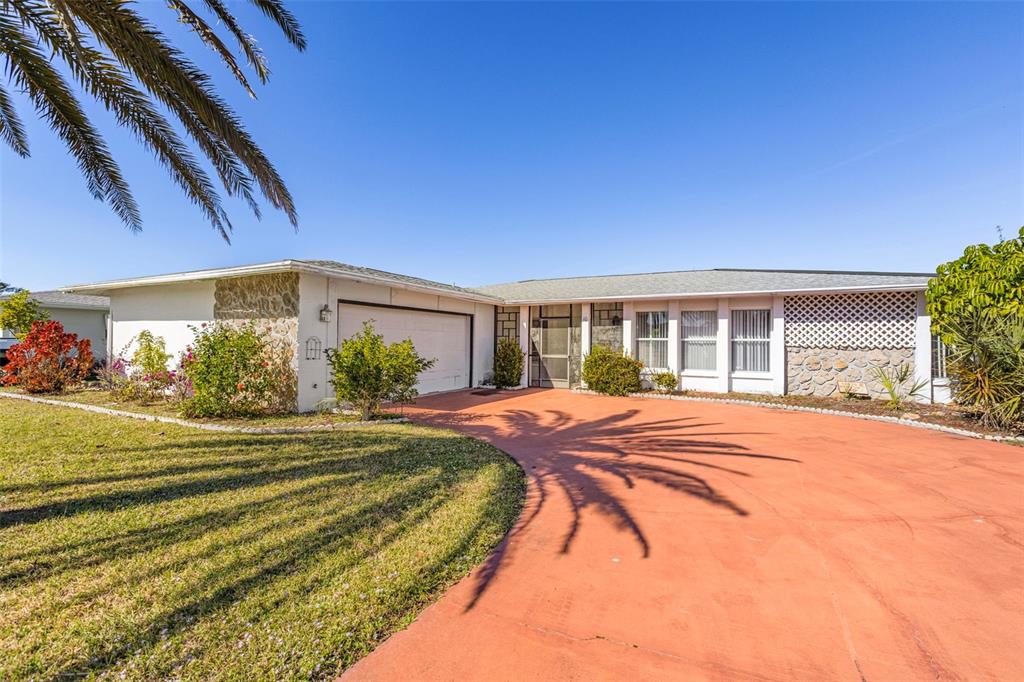10 GOLFVIEW ROAD