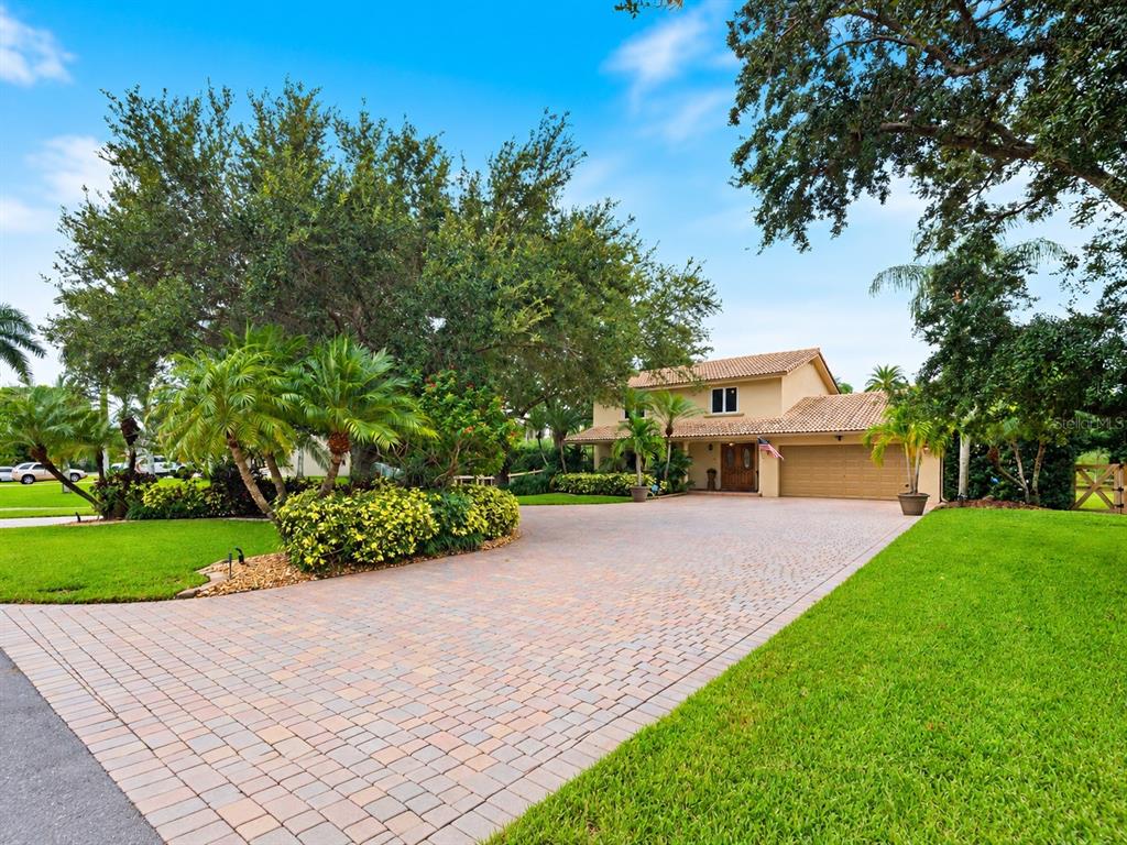 3800 SW 137TH AVENUE, MIRAMAR, FL — photo 3 of 30