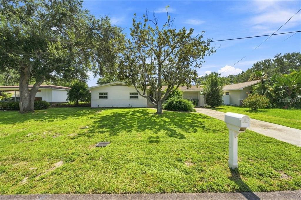 3004 W MARLIN AVENUE, TAMPA, FL — photo 2 of 30