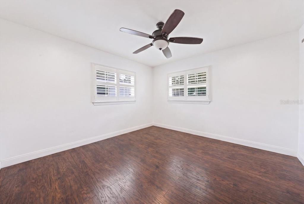 3004 W MARLIN AVENUE, TAMPA, FL — photo 4 of 30