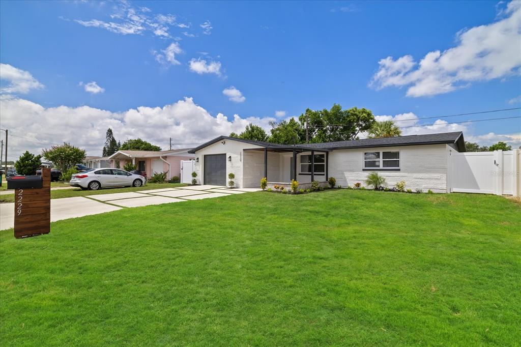 2229 ROSELAWN DRIVE, HOLIDAY, FL — photo 4 of 30