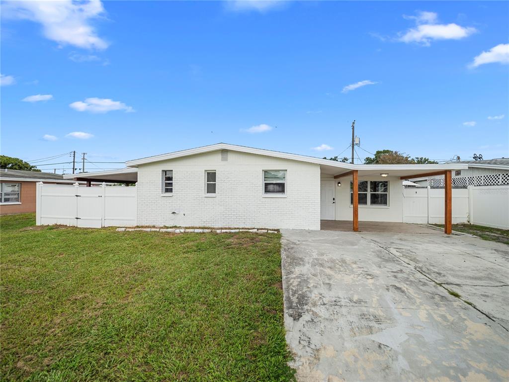 4535 W MINNEHAHA STREET, TAMPA, FL — photo 3 of 30