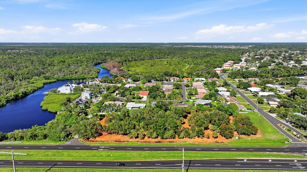 2099 S TAMIAMI TRAIL