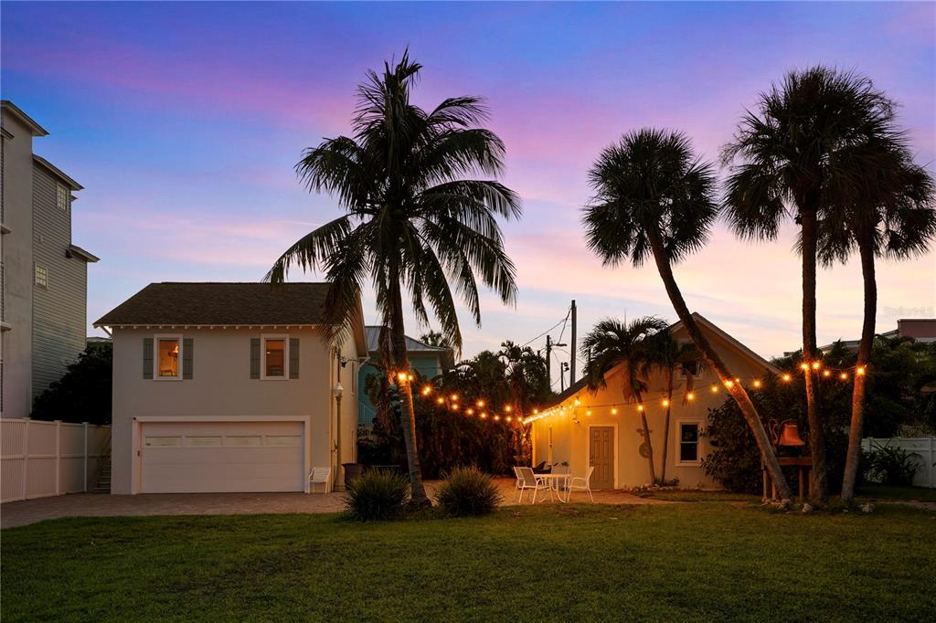 702 PASS A GRILLE WAY, ST PETE BEACH, FL — photo 3 of 30