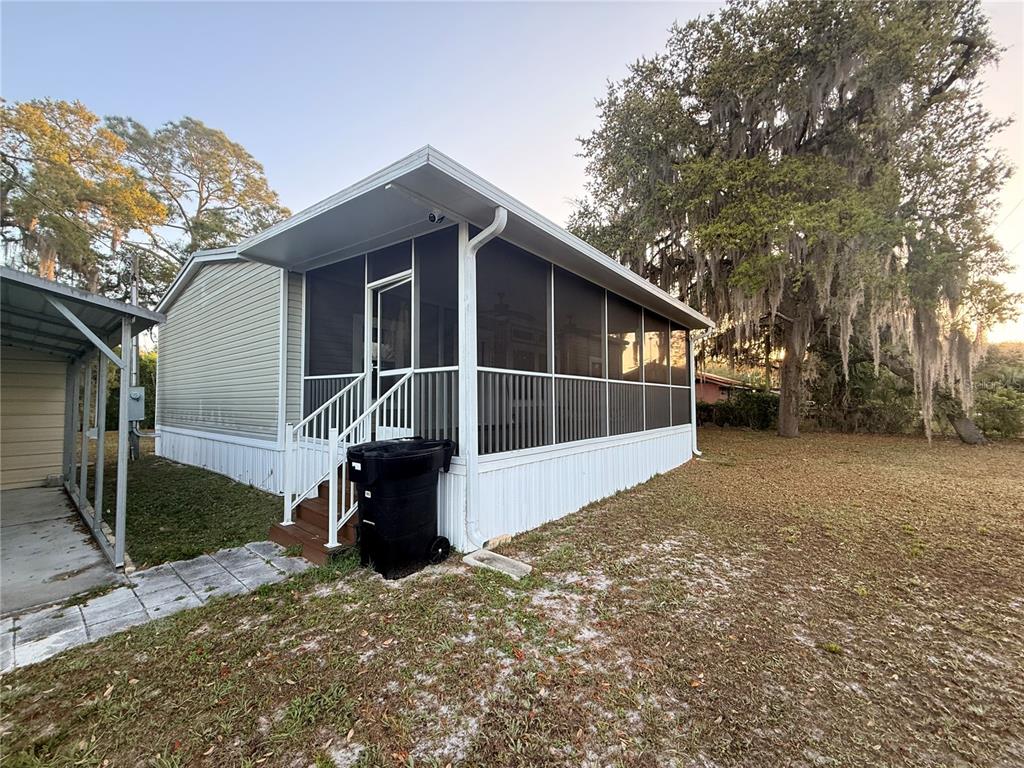 21809 SUNSET DRIVE