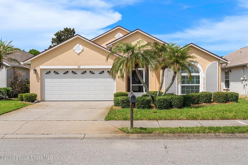992 SHAW CIRCLE