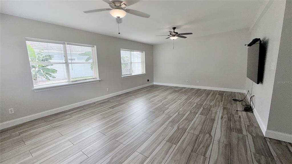 4131 GRANT BOULEVARD, ORLANDO, FL — photo 4 of 9