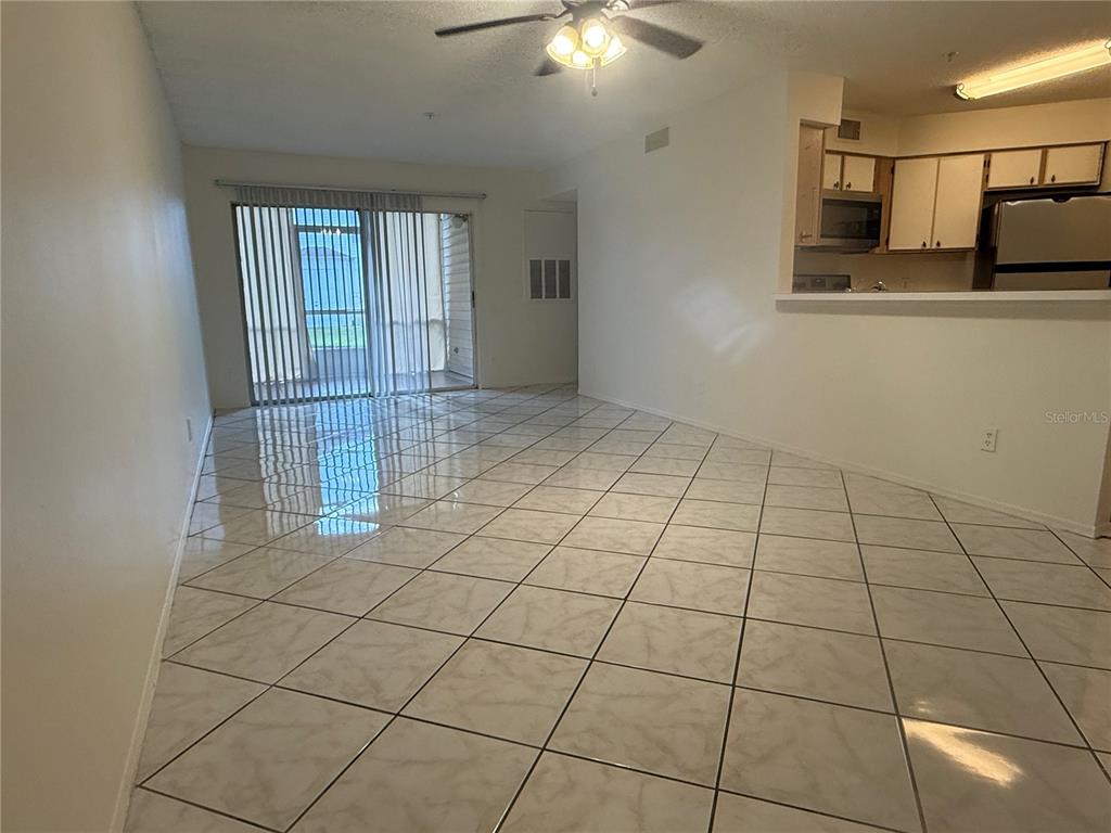 3900 SOUTHPOINTE DRIVE UNIT 116, ORLANDO, FL — photo 2 of 9