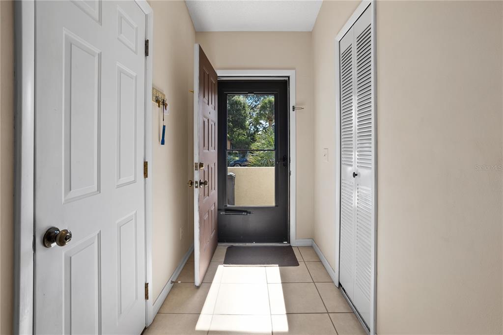 167 CLEAR LAKE CIRCLE, SANFORD, FL — photo 4 of 27