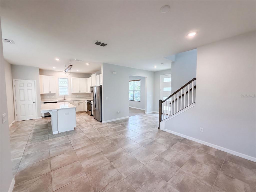 11945 GLOBE STREET, ORLANDO, FL — photo 2 of 33