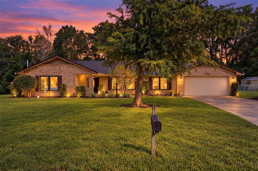 749 WESTCHESTER DRIVE