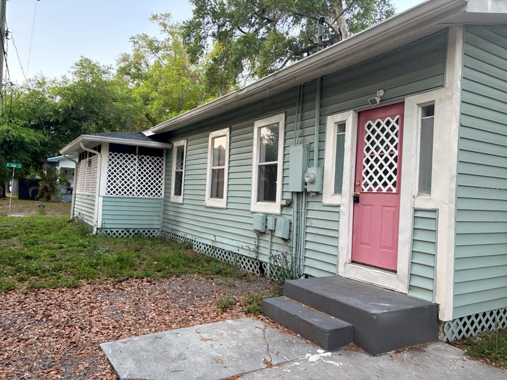 922 E IDA STREET