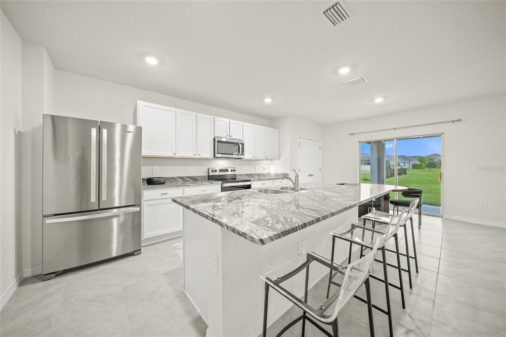 5215 MONTELENA COVE SW, BRADENTON, FL — photo 5 of 30