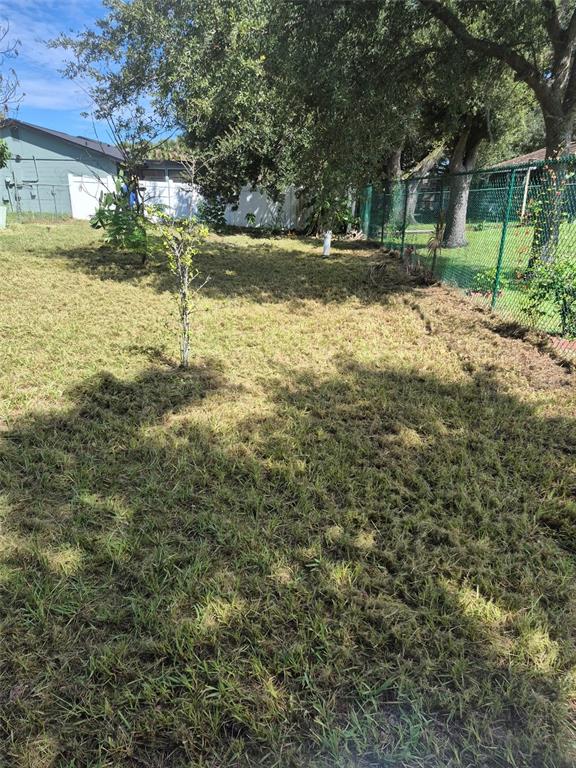 255 GARDENIA ROAD, KISSIMMEE, FL — photo 4 of 6