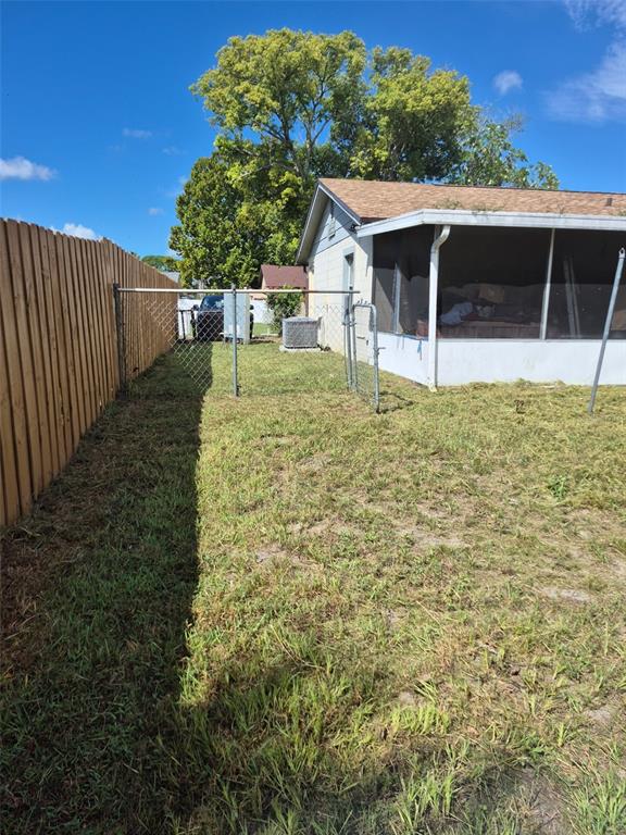 255 GARDENIA ROAD, KISSIMMEE, FL — photo 5 of 6
