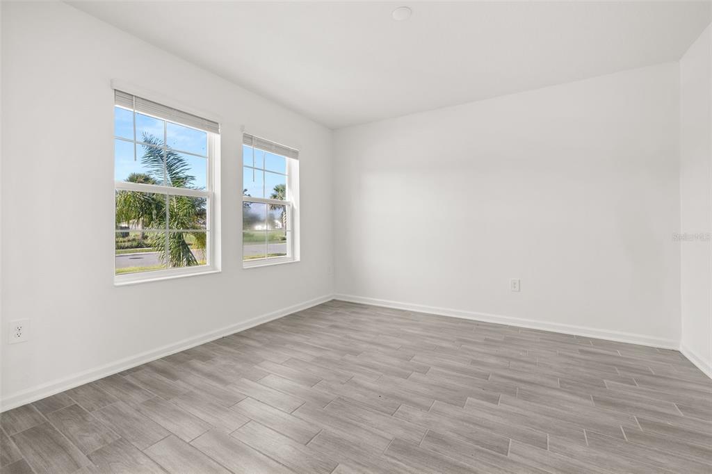 9404 REVERE AVENUE, LEESBURG, FL — photo 4 of 30