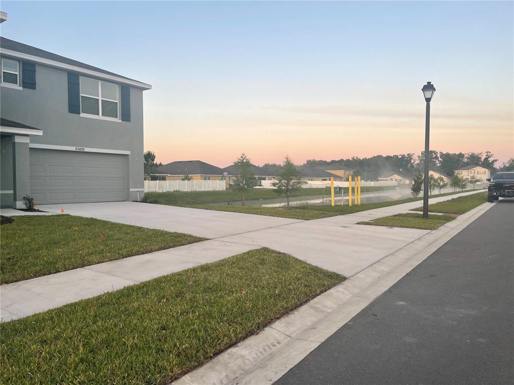 35628 DOVELAND DRIVE, ZEPHYRHILLS, FL — photo 3 of 25
