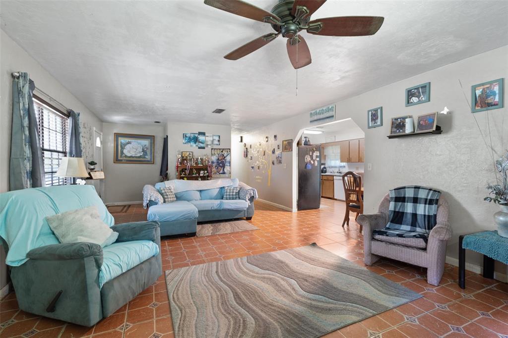 17163 SW 141ST ROAD, ARCHER, FL — photo 2 of 30