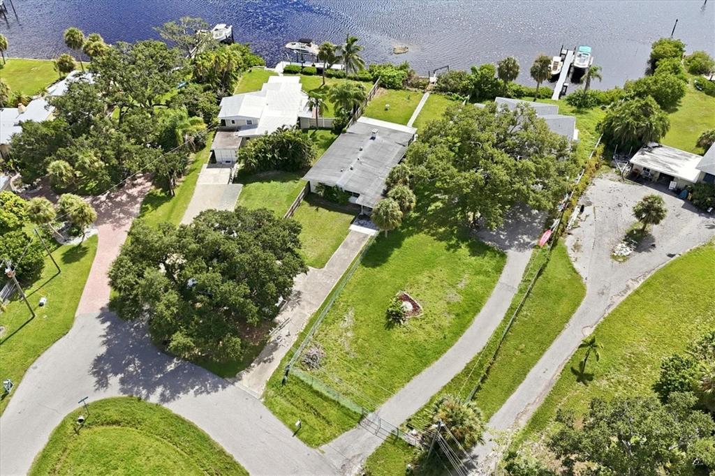 114 MAGNOLIA AVENUE, NOKOMIS, FL — photo 5 of 19