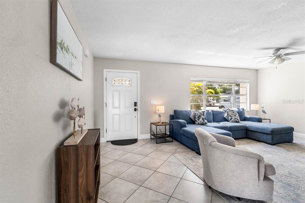 7036 13TH STREET E, SARASOTA, FL — photo 3 of 30