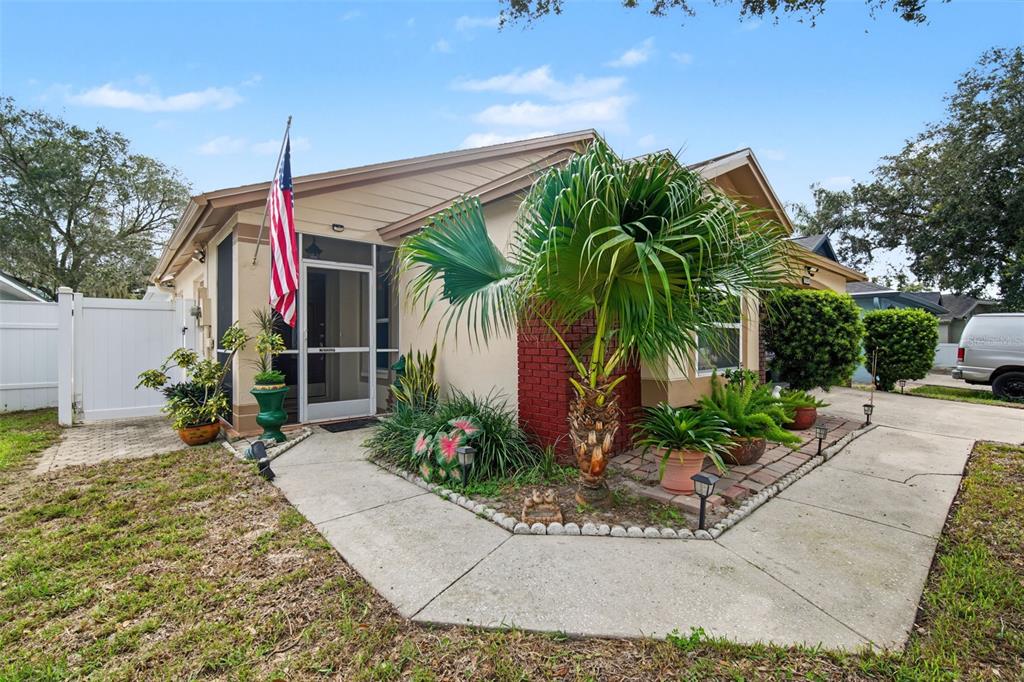 10251 ALLENWOOD DRIVE, RIVERVIEW, FL — photo 2 of 28