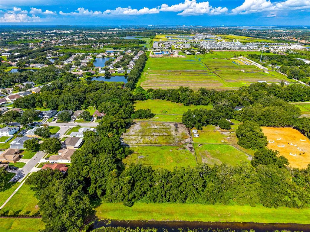 2ND AVENUE NE, BRADENTON, FL — photo 4 of 20