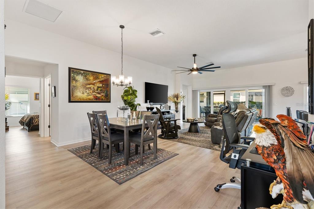 7004 MINCHEW CIRCLE, THE VILLAGES, FL — photo 3 of 26
