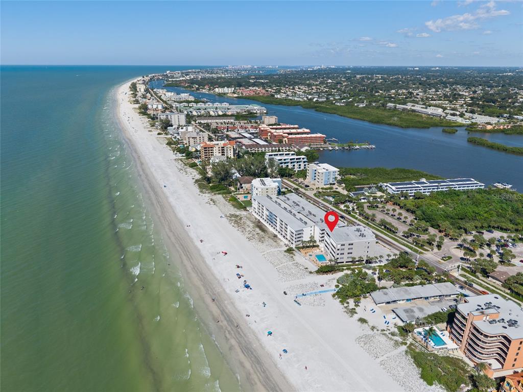 19600 GULF BOULEVARD UNIT 202, INDIAN SHORES, FL — photo 3 of 57
