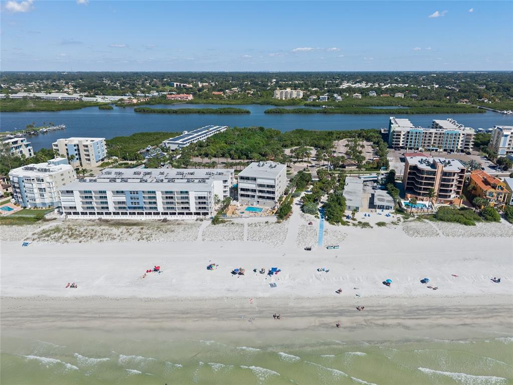 19600 GULF BOULEVARD UNIT 202, INDIAN SHORES, FL — photo 5 of 57
