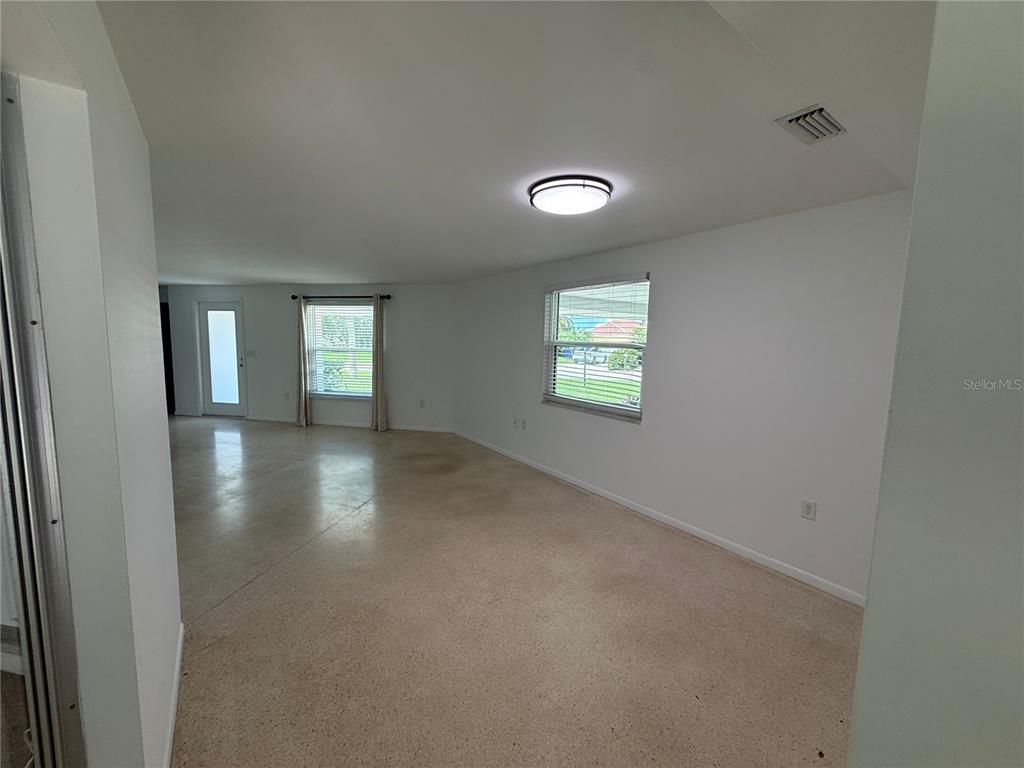 8735 DUNMORE DRIVE, SARASOTA, FL — photo 2 of 30