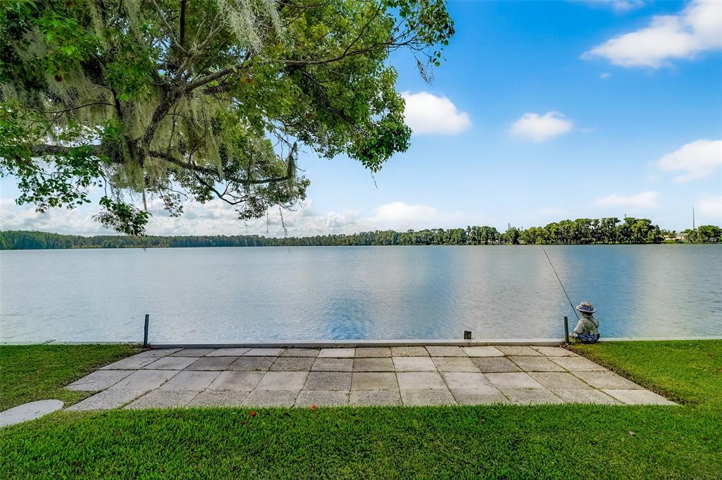 16 TROUT LAKE DR