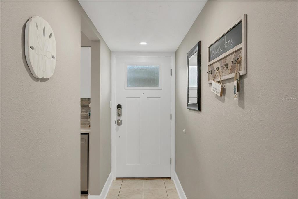 116 VISTA HERMOSA CIRCLE UNIT 108C, SARASOTA, FL — photo 4 of 30