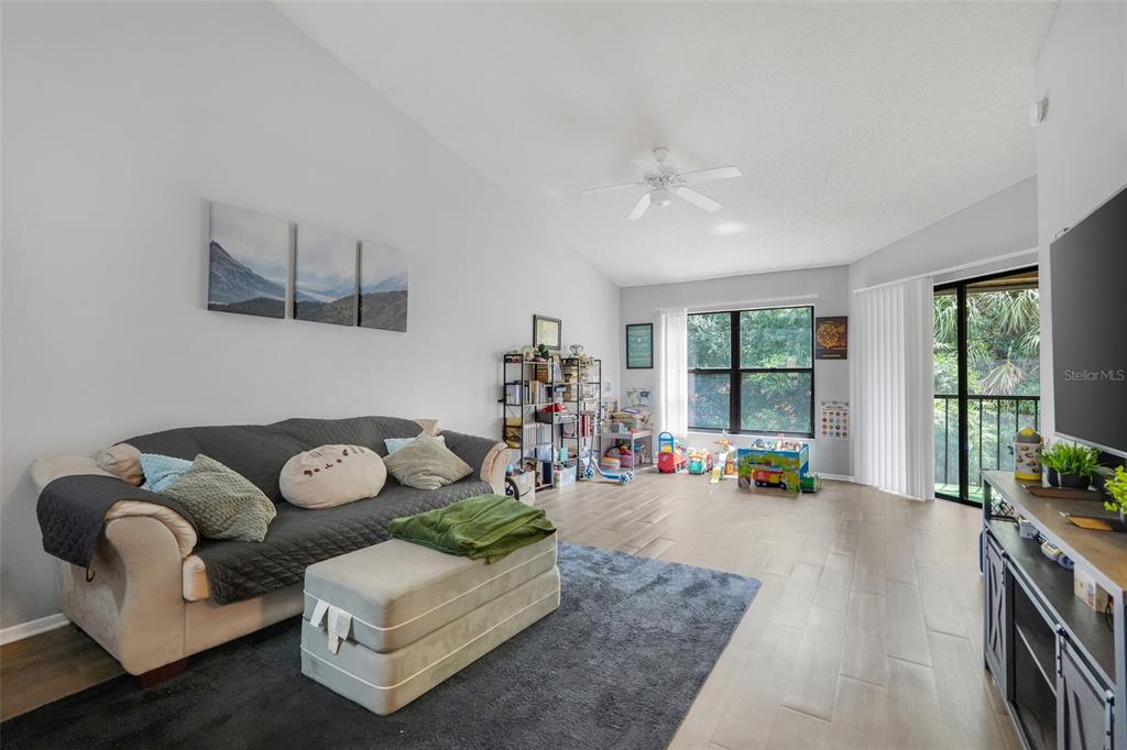 7661 SUGAR BEND DRIVE UNIT 7661, ORLANDO, FL — photo 4 of 27