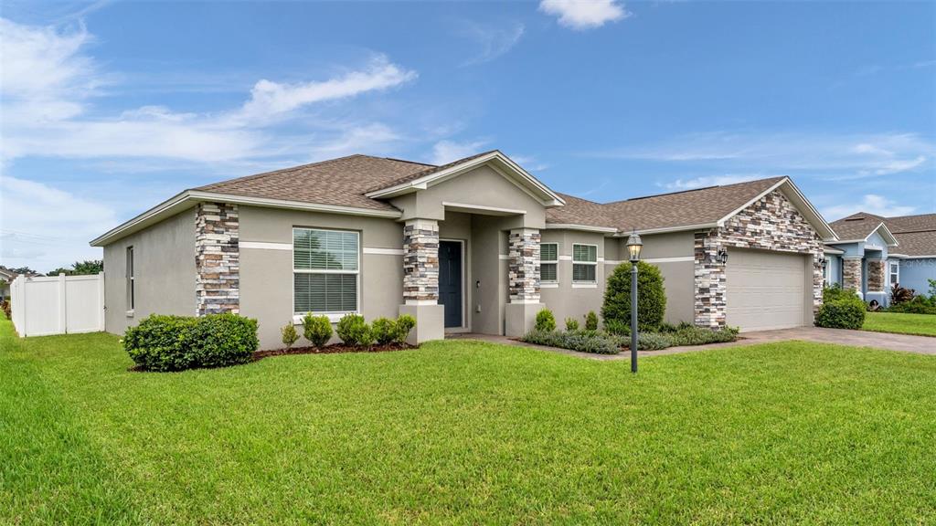 314 LAKE MARIANA WAY, AUBURNDALE, FL — photo 2 of 49