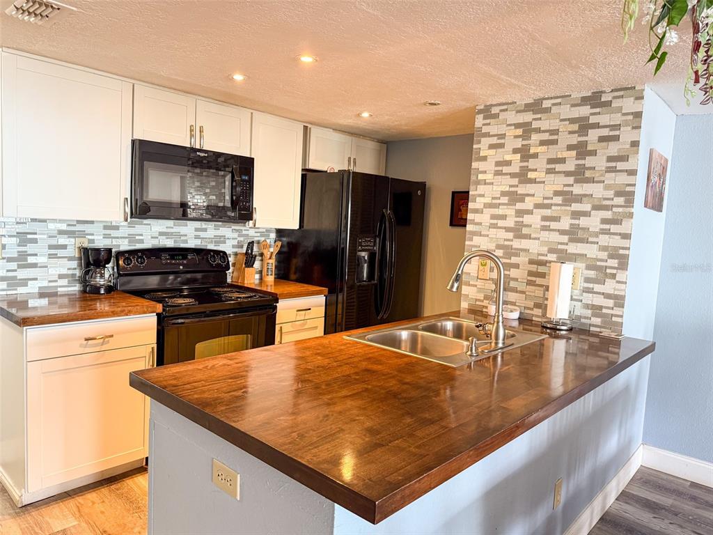 2731 N POINCIANA BOULEVARD UNIT 105