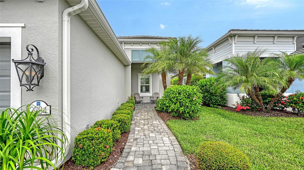 2984 SKY BLUE COVE, BRADENTON, FL — photo 2 of 30