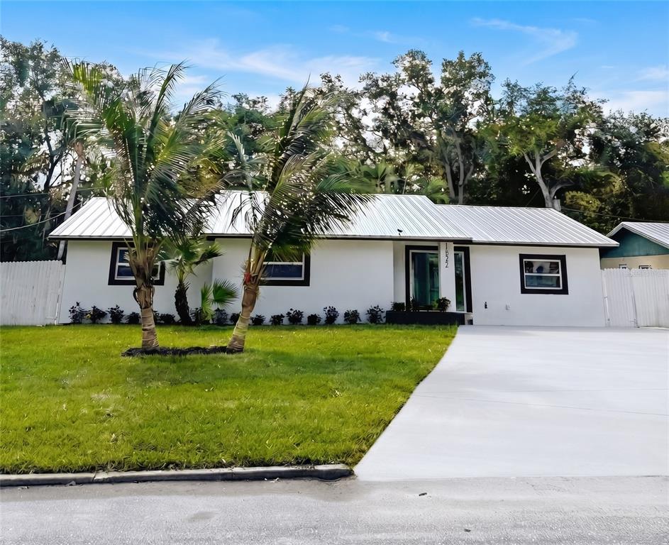 1822 2ND AVENUE E, BRADENTON, FL — photo 2 of 30