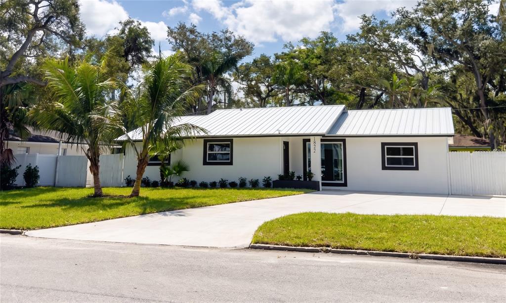1822 2ND AVENUE E, BRADENTON, FL — photo 3 of 30