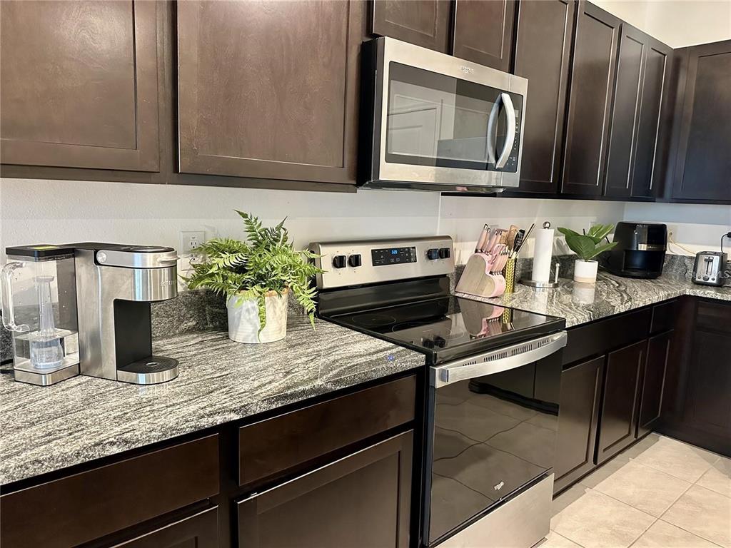 34276 REDWOOD DAWN LANE, WESLEY CHAPEL, FL — photo 3 of 11