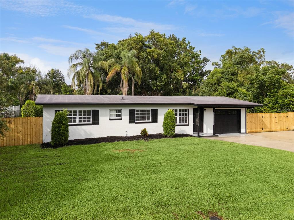 390 FRANCES AVENUE, CASSELBERRY, FL — photo 3 of 30