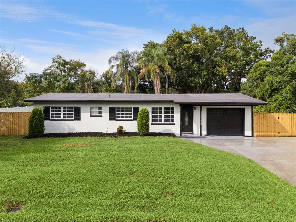 390 FRANCES AVENUE, CASSELBERRY, FL — photo 4 of 30