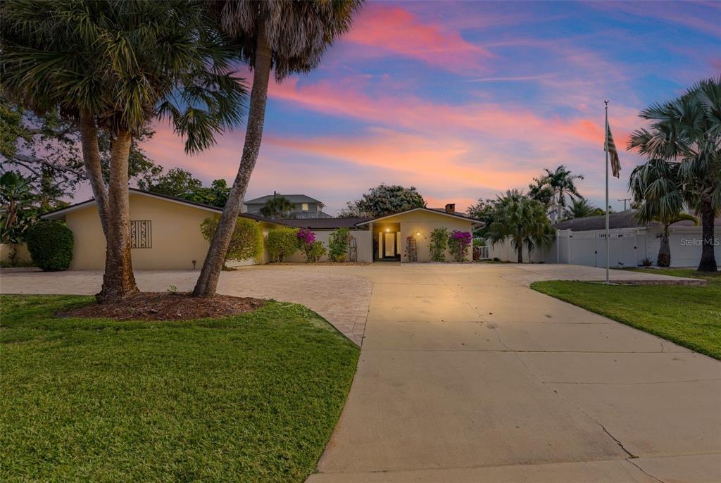 7215 WESTMORELAND DRIVE